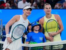 IM体育app-美国网球队完胜澳大利亚网球队，瓦林卡制霸全场的简单介绍