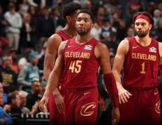 IM体育-猛龙险胜骑士，继续取得胜利