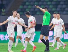 IM体育官方网站-豪门球队将在比赛中拼尽全力