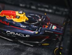 IM体育平台-索伯车队碾压红牛二队，汉密尔顿刷新纪录的简单介绍