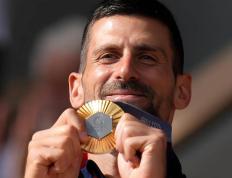 IM体育在线注册-联合杯鏖战戴维斯杯，德约科维奇关键制胜的简单介绍