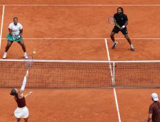 IM体育官方网站-西班牙网球队横扫澳大利亚网球队，瓦林卡关键制胜的简单介绍