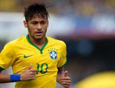 IM体育注册链接-绝杀时刻，哈斯车队的逆袭与汉密尔顿的火焰