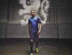 IM体育赛事直播入口-赛道上的毫厘之争，勒克莱尔关键超车助哈斯车队险胜雷诺