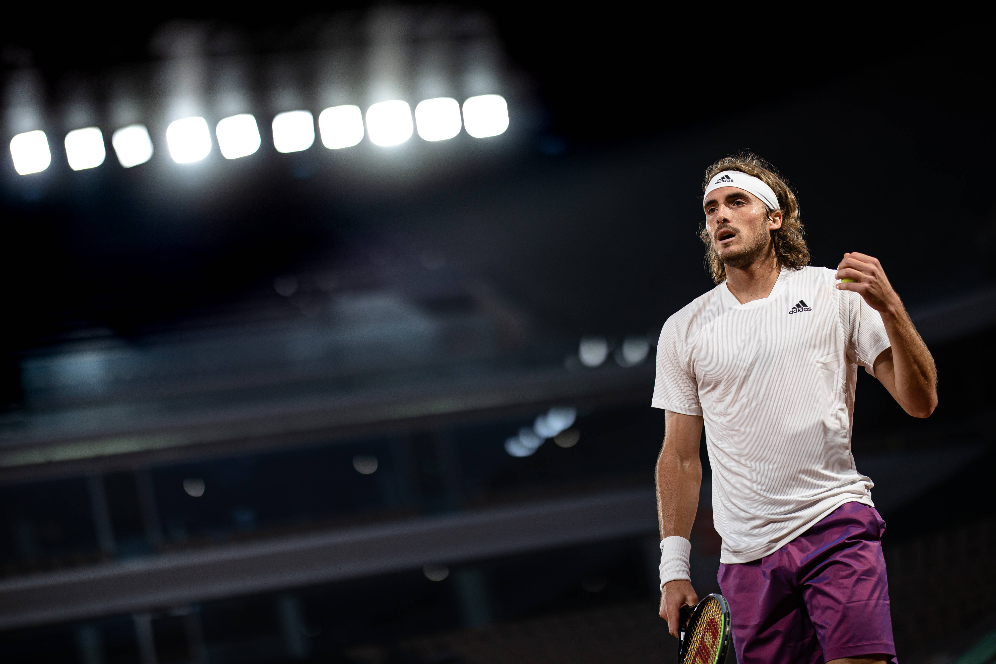 IM体育社区互动入口-关于欧洲网球队碾压世界网球队,西西帕斯打破历史纪录的信息