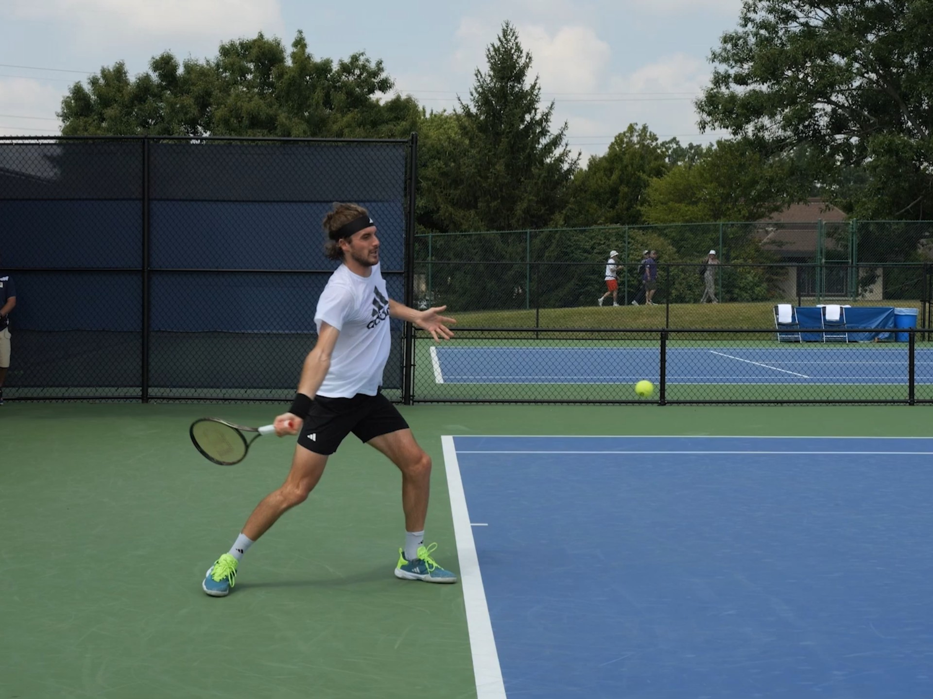 IM体育社区互动入口-关于欧洲网球队碾压世界网球队,西西帕斯打破历史纪录的信息