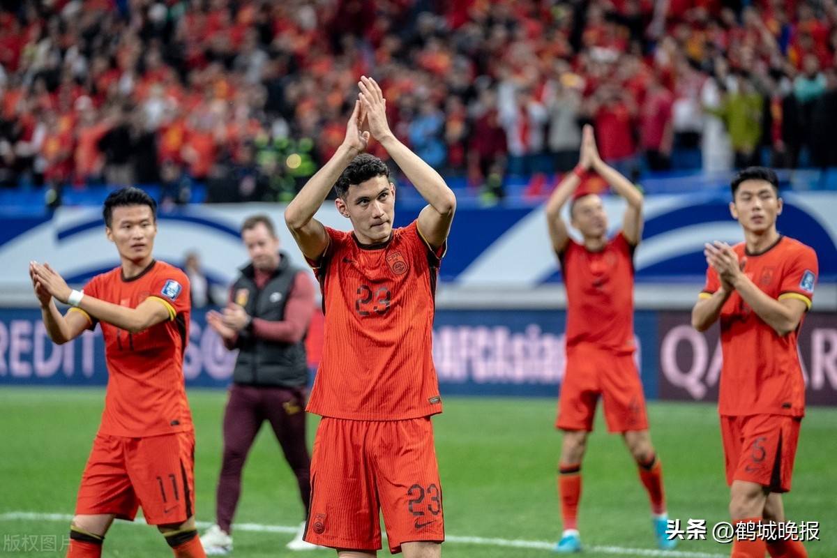 IM体育官网入口-燃情一战,顶尖球队的角逐无比激烈