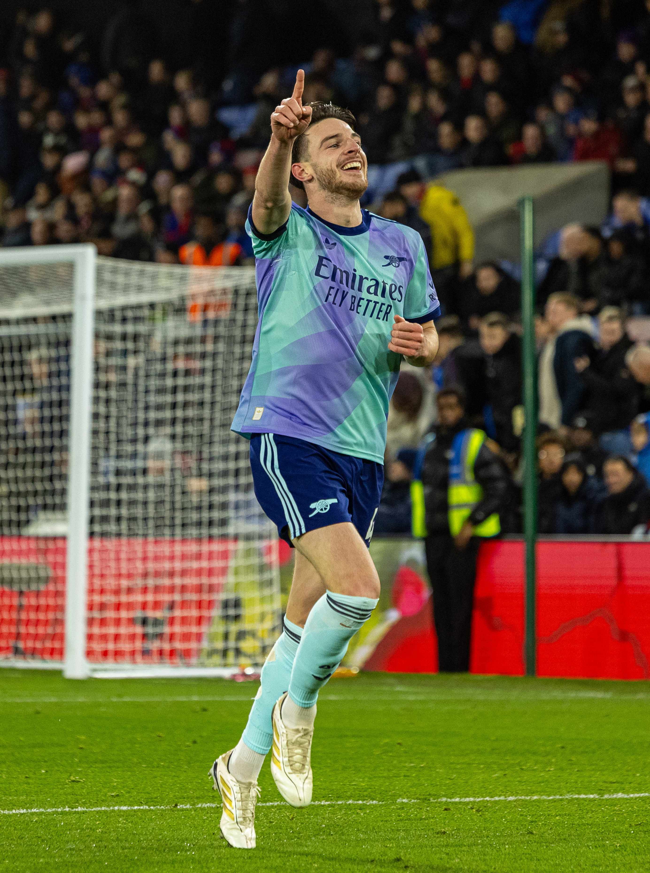 IM体育注册链接-球员们全力以赴,向着胜利冲刺