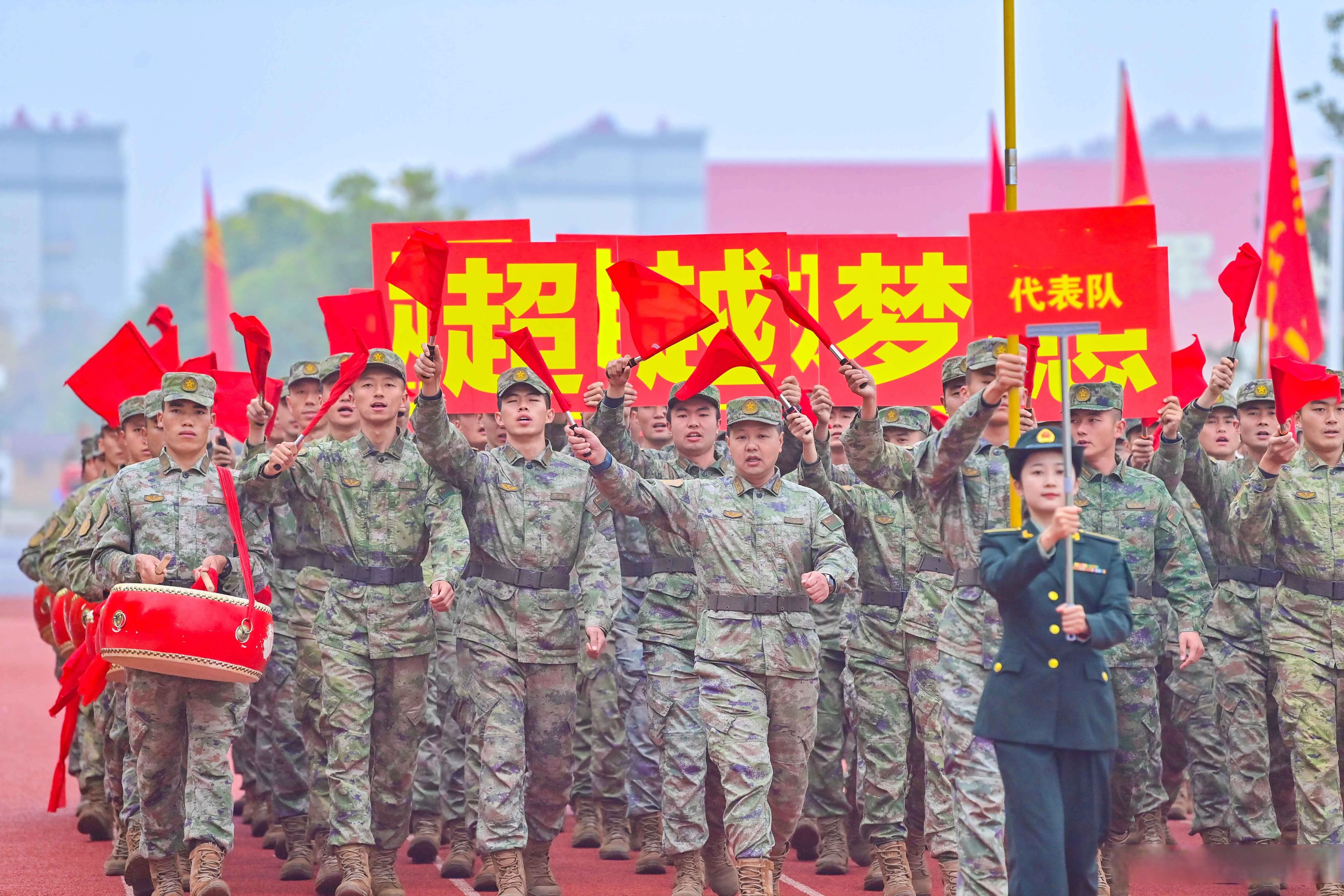 IM体育平台-包含球队备战关键战役，士气高昂的词条