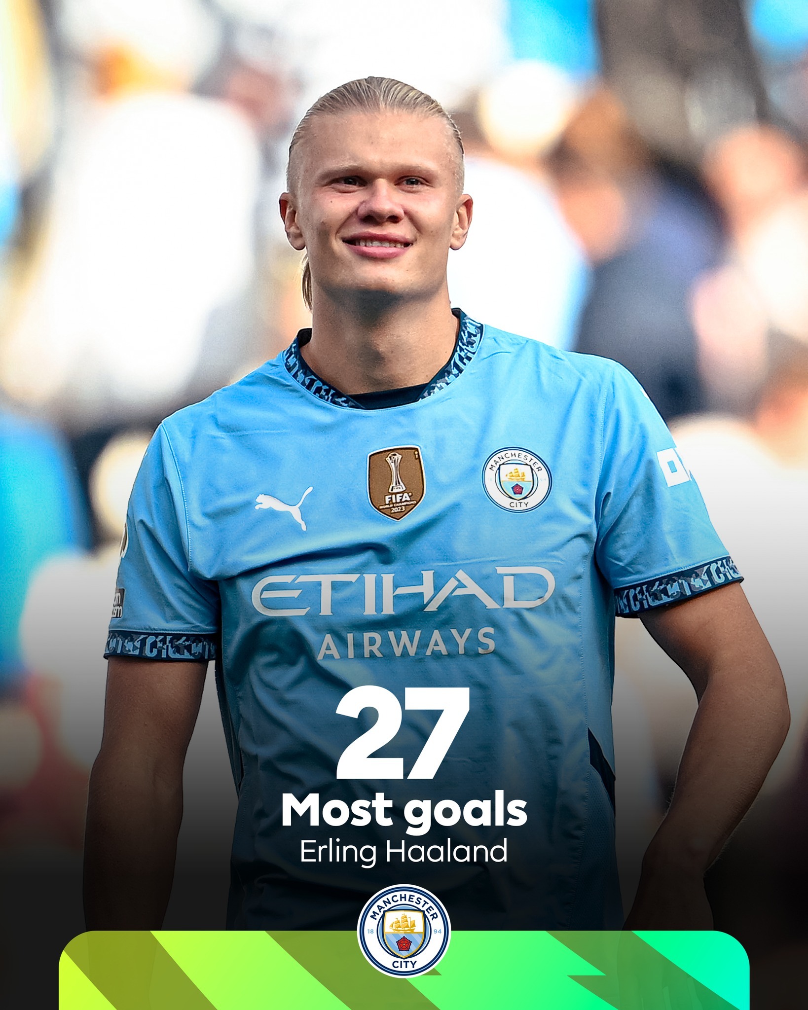 IM体育在线注册-利物浦名宿现身球场，赞扬年轻球员表现出色