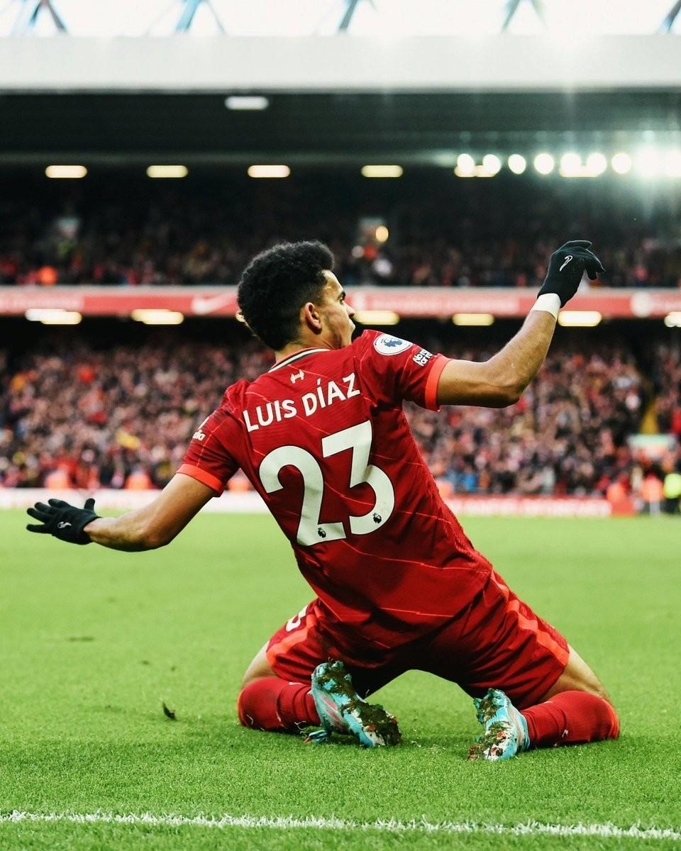 IM体育App下载-包含巴萨球员斗志昂扬，为团队拼尽全力的词条