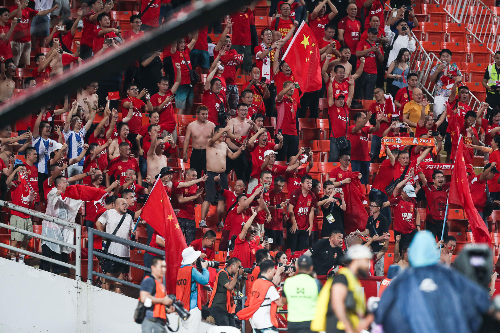 IM体育-中国队翻盘瑞典队，奥恰洛夫刷新纪录