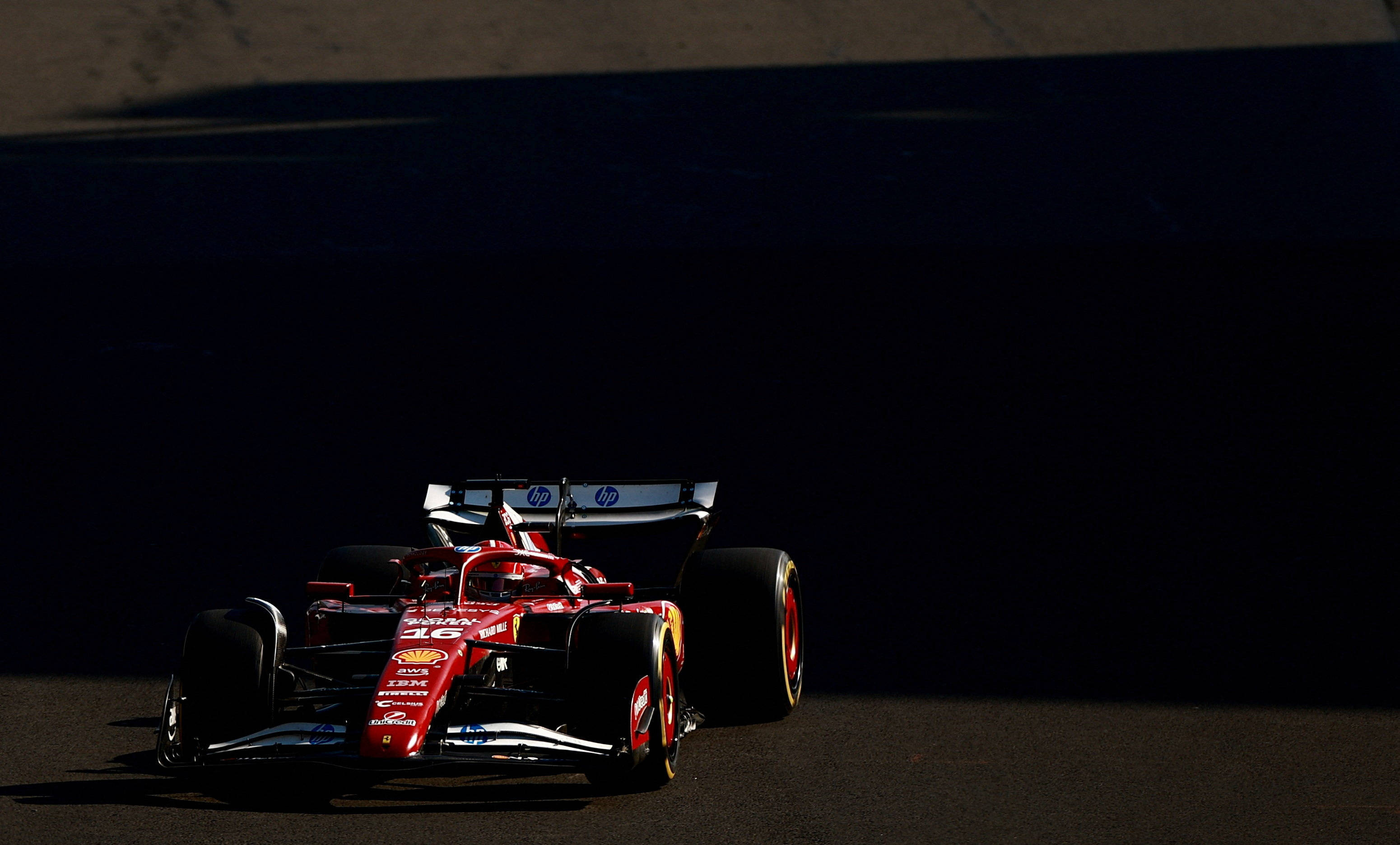 IM体育App下载-包含索伯车队逆转红牛车队，诺里斯扛起全队的词条